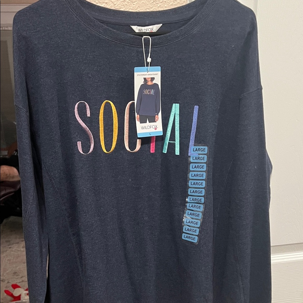 NWT Wildfox Navy Sweatshirt with Multicolor 'SOCIAL' Print - Large - Picture 2 of 5